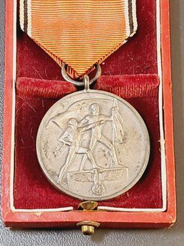 Medal Pamiątkowy 13 Marca 1938 &ndash; Medal Anschlussu w Oryginalnym Etui