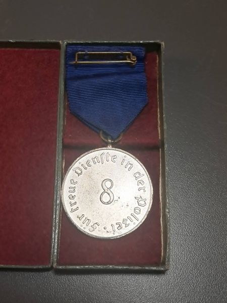German Police 8-Year Long Service Medal &ndash; III Class &ndash; Cased