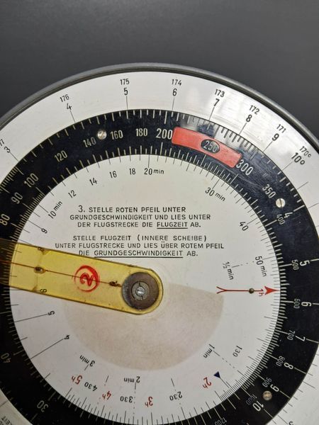 Luftwaffe 'DR 2' navigation computer (Dreieckrechner