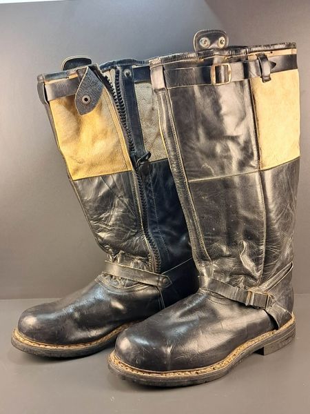 Luftwaffe Electrically Heated Pilot Boots, RBNr. Marked (Pst 4004 E)