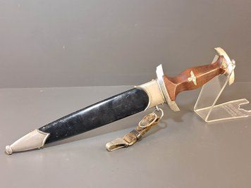 Kordzik NSKK wz. 1933 &ndash; Sygnowany Th (Th&uuml;ringen) &ndash; Producent: Gebr. B&ouml;hme Brotterode