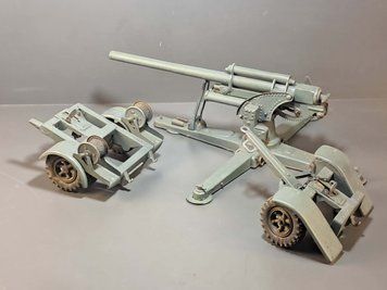 8.8 cm Flak 36 Anti-Aircraft Gun &ndash; Lineol Metal Model &ndash; Original Condition