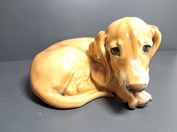 Figura Allach &bdquo;Leżący jamnik&rdquo;, nr 13