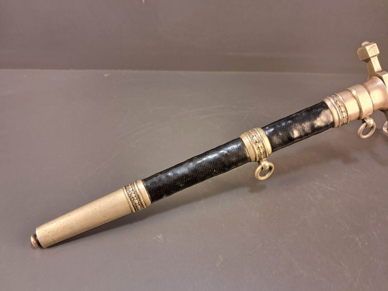 Polish Officer's Dirk (Dagger) Pattern 1924/1937 &ndash; Manufactured by G. Borowski (Very Nice Condition)