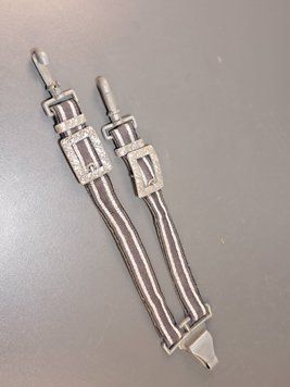 Luftwaffe Dagger Hangers &ndash; 2nd Model &ndash; Damaged Clip
