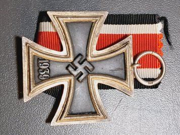 Железный Крест 2-го Класса 1939 &mdash; Клеймо 55 &mdash; J.E. Hammer & S&ouml;hne Geringswalde