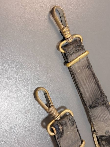 Kriegsmarine Officer Dagger Hangers &ndash; Lion Head Buckles