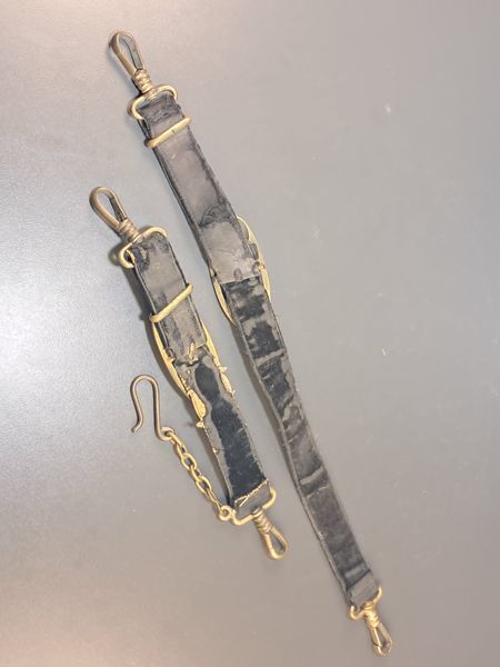 Kriegsmarine Officer Dagger Hangers &ndash; Lion Head Buckles