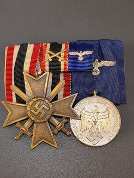 German Medal Bar with Ribbon Bar &ndash; War Merit Cross 2nd Class with Swords & 4 Year Wehrmacht Service Medal &ndash; Original