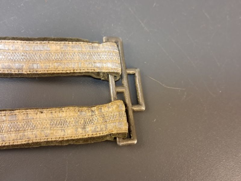Heer Officer Dagger Hangers &ndash; Oval Buckles &ndash; Wehrmacht