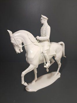 SS Rider (SS-Reiter) &ndash; Allach Porcelain &ndash; Model #0 &ndash; White &ndash; Unique