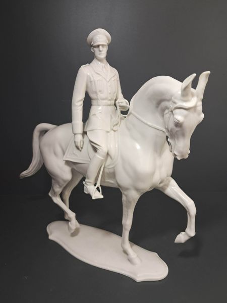 Jeździec SS (SS-Reiter) &ndash; Porcelana Allach &ndash; Model #0 &ndash; Biały &ndash; Unikat