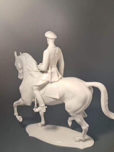 Jeździec SS (SS-Reiter) &ndash; Porcelana Allach &ndash; Model #0 &ndash; Biały &ndash; Unikat