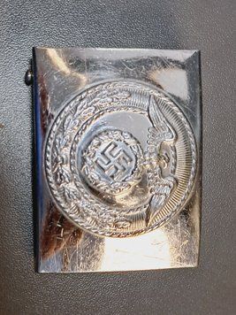 Niemiecka Klamra Pasowa NSDAP / SA &ndash; Buntmetall Chromowany &ndash; Wczesny Wz&oacute;r