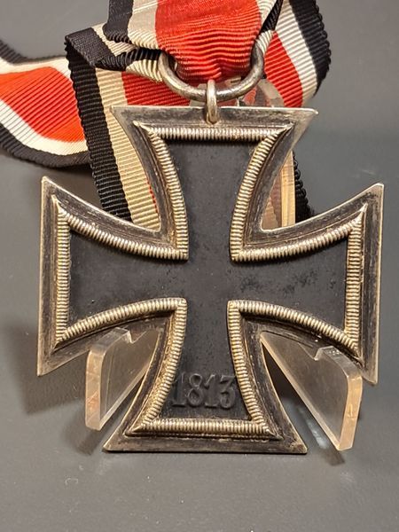 Iron Cross 1939 2nd Class &ndash; Marked "128" &ndash; S. Jablonski