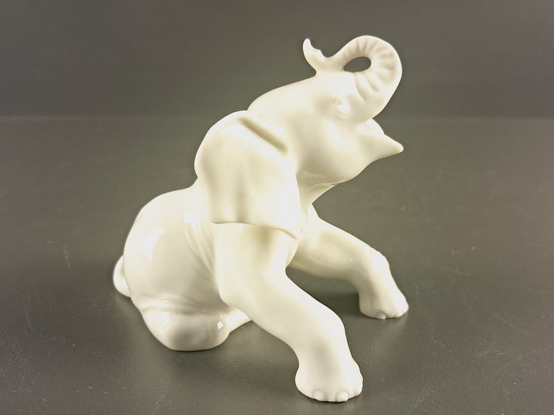 Allach Porcelain Figurine &ndash; Elephant with Raised Trunk &ndash; Th. K&auml;rner Design No. 4