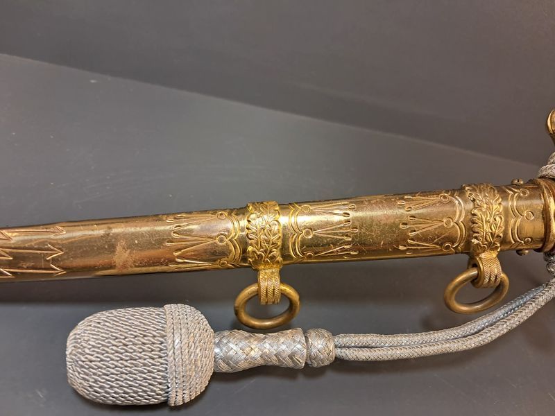 Kriegsmarine Officer's Dagger &ndash; Carl Eickhorn Solingen &ndash; Etched Blade