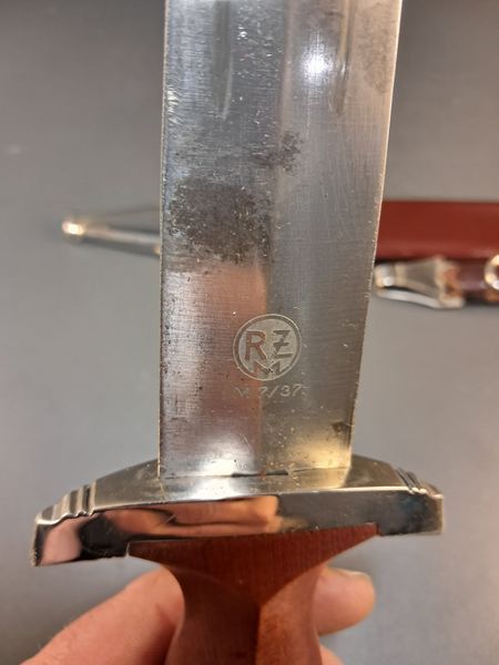 SA Service Dagger M1933 &ndash; RZM M7/37 Marked (Robert Klaas)
