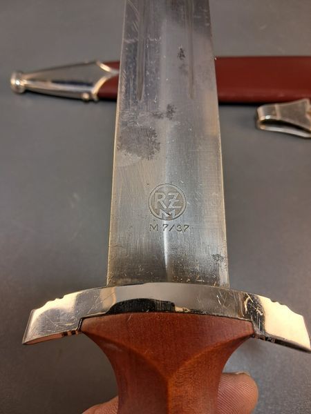 SA Service Dagger M1933 &ndash; RZM M7/37 Marked (Robert Klaas)