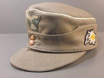 Oficerska czapka polowa Waffen-SS M43 &ndash; Włoska gabardyna &ndash; Rozmiar 56