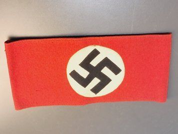 Woolen SA / NSDAP Armband &ndash; Elite Multi-Piece Construction with Zig-Zag Stitching