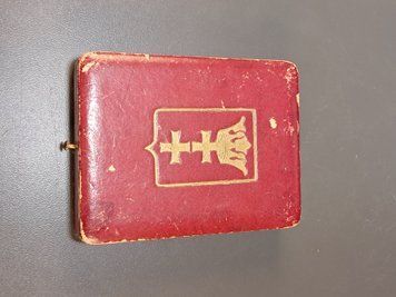 Extremely Rare Award Case for Danzig Cross 1st Class &ndash; Signed Juwelier H&uuml;lse Berlin