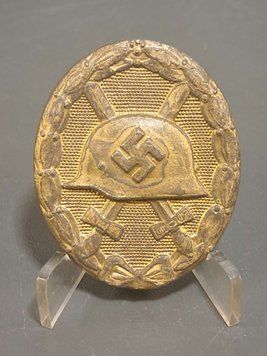 Gold Wound Badge &ndash; Zinc &ndash; Marked 30 &ndash; Hauptm&uuml;nzamt Wien
