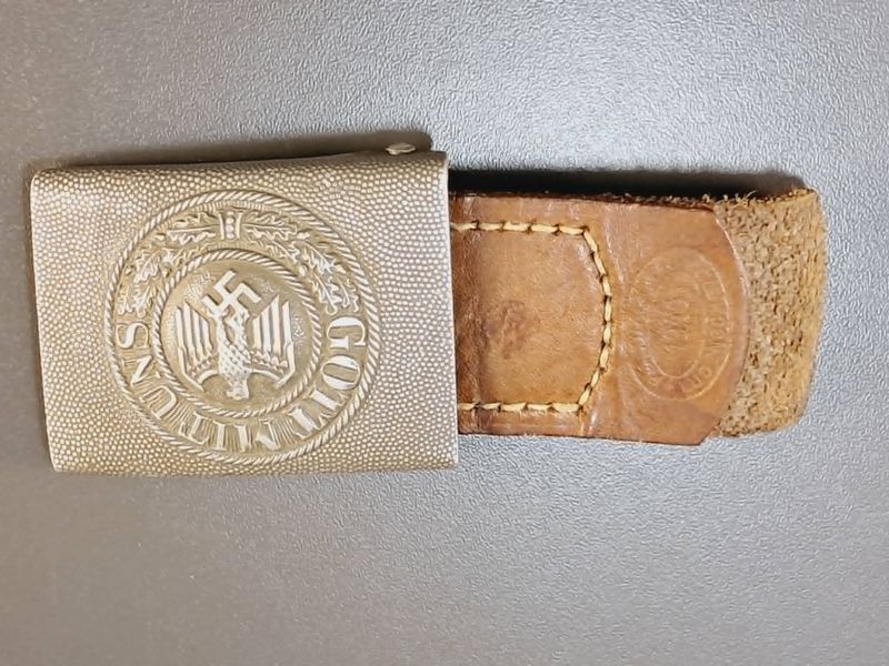 German Wehrmacht (Heer) Aluminum Belt Buckle in Feldgrau &ndash;